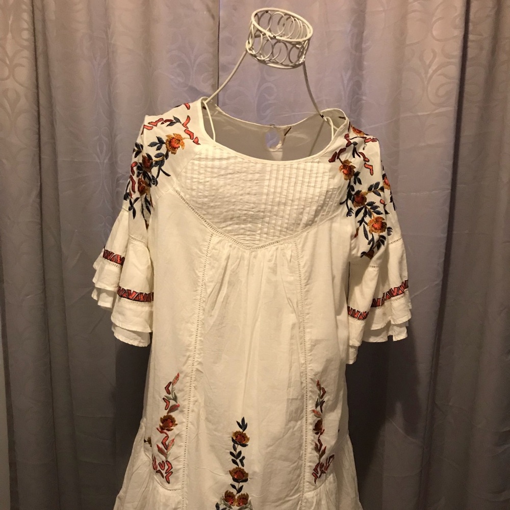 Free people,  Short sleeve white dress